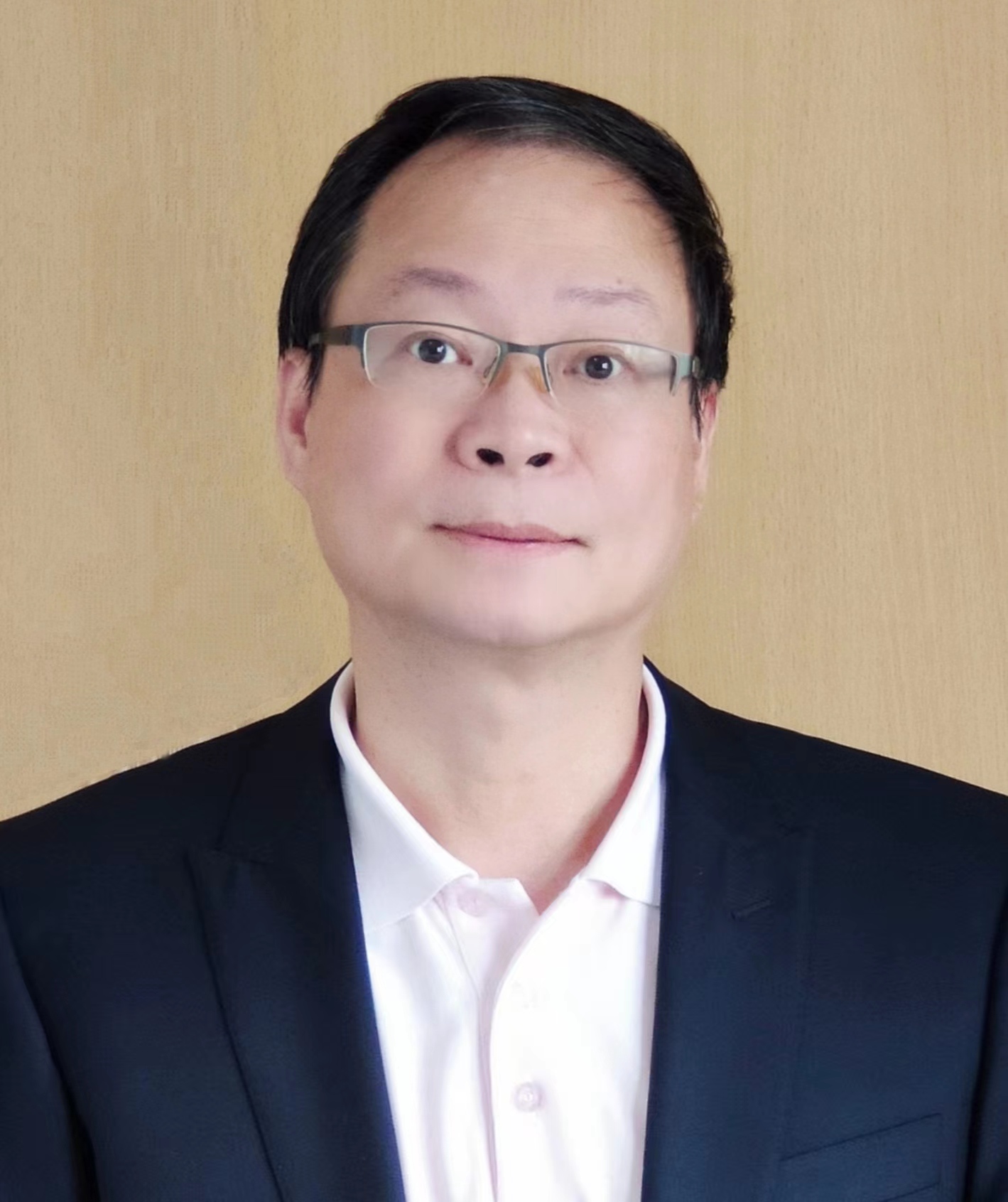 彭應登老師照片.jpg