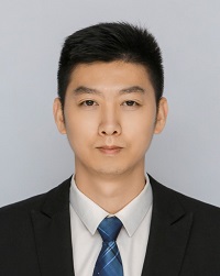 張偉.jpg